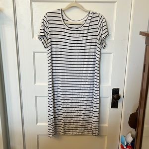 Knit Black & White Striped T shirt dress